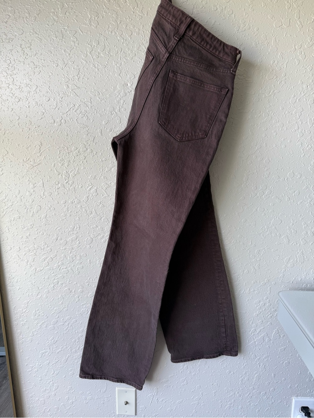 Abercrombie & Fitch-Brown High-Rise Relaxed Jeans